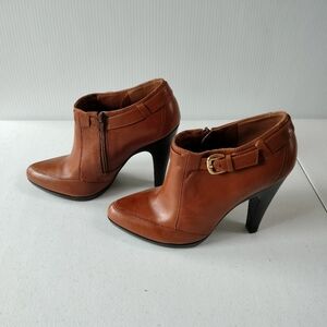 Anne Klein Camel Brown Leather Ankle Boots Booties 8.5 Preppy Office Western